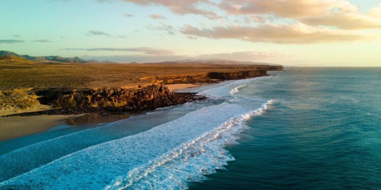 Weather, temperatures and climate in Fuerteventura, Spain