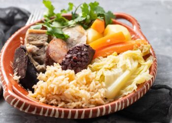 What Portuguese dishes are worth trying?